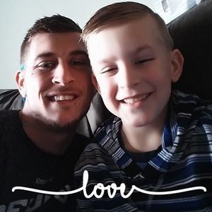 Meet your Posher, Dustin